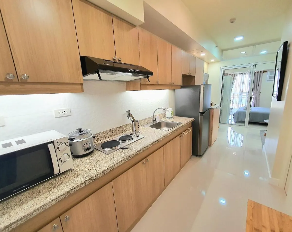 Lovely, Cozy One Bedroom with Wi-fi Pool in Pasig Manila