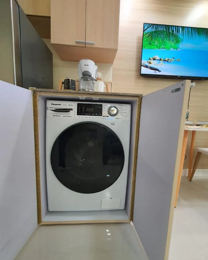 Apartment Lovely, Cozy One Bedroom with Wi-fi Pool in Pasig Manila Philippines