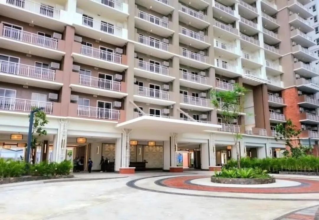 Lovely, Cozy One Bedroom with Wi-fi Pool in Pasig Manila Apartment